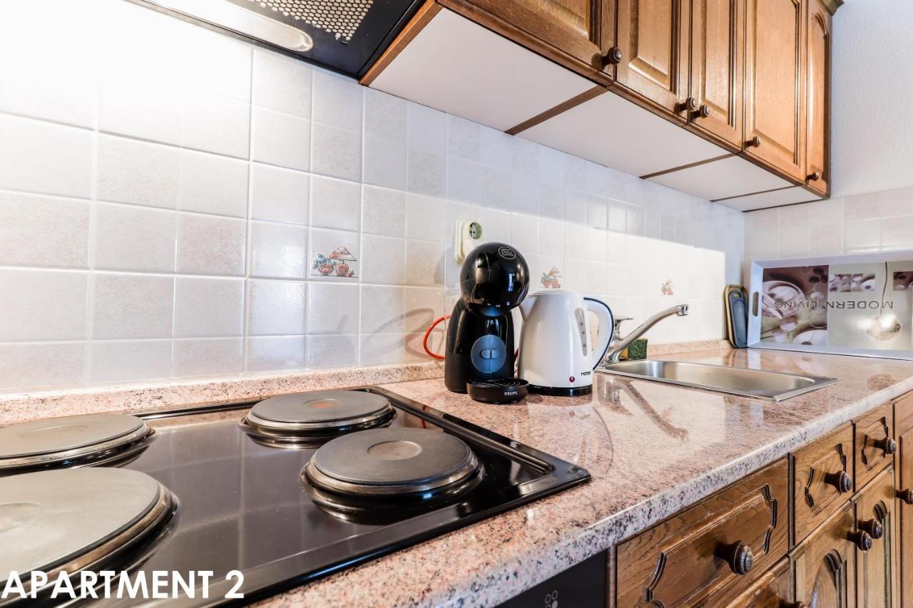 Maestral Apartments Върсар Екстериор снимка